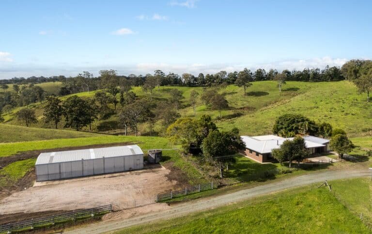 20 McLean Road, Mount Mee, photo 2