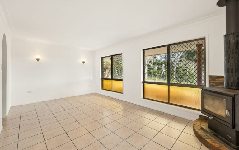 20 McLean Road, Mount Mee, photo 9