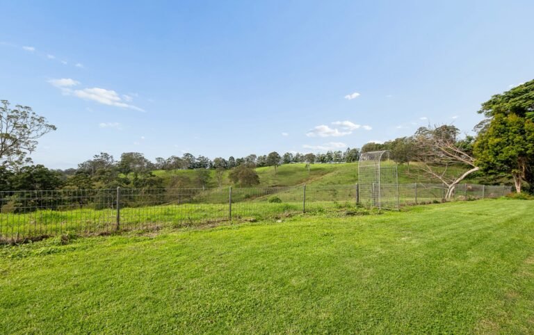 20 McLean Road, Mount Mee, photo 22